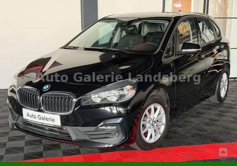 BMW 216, 2020