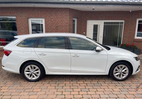 Skoda Octavia, 2023 3