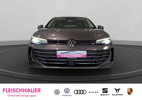 Volkswagen Passat, 2024