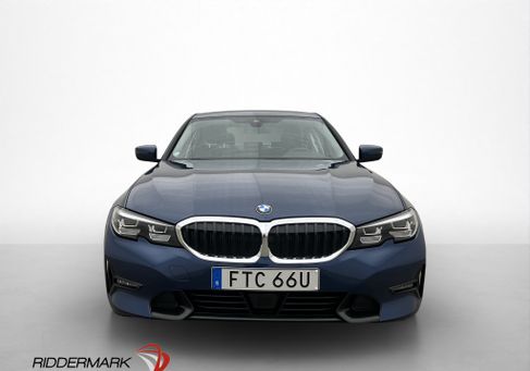 BMW 330, 2021