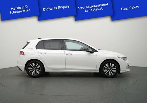 Volkswagen Golf, 2025