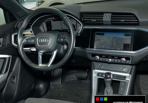 Audi Q3, 2022