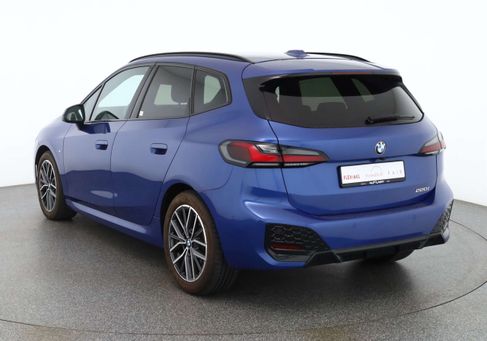 BMW 220, 2022 3