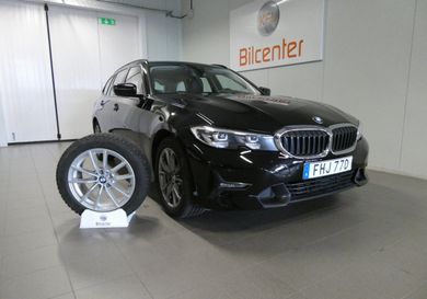 BMW 330, 2021