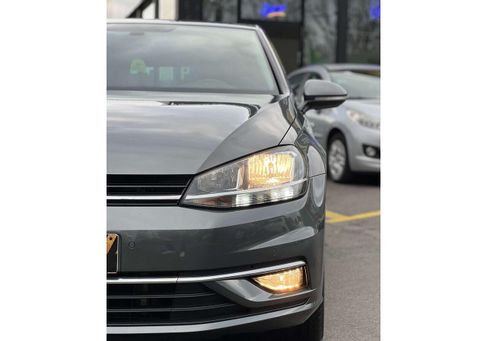 Volkswagen Golf, 2019 3