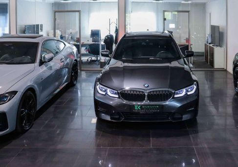 BMW 330, 2021