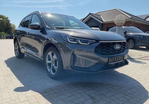 Ford Kuga, 2025