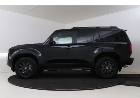 Toyota Land Cruiser, 2024