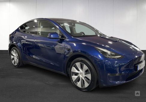 Tesla Model Y, 2021