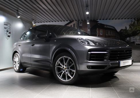 Porsche Cayenne, 2023