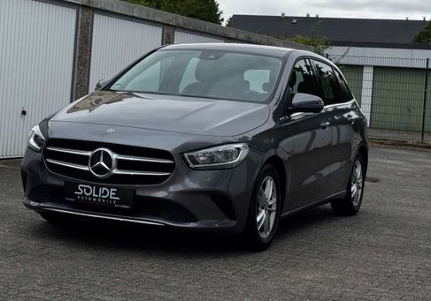 Mercedes-Benz B 180, 2019