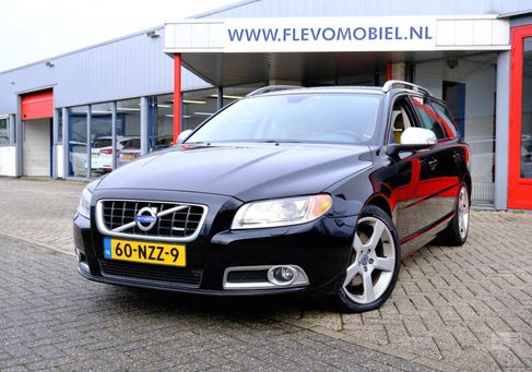 Volvo V70, 2011