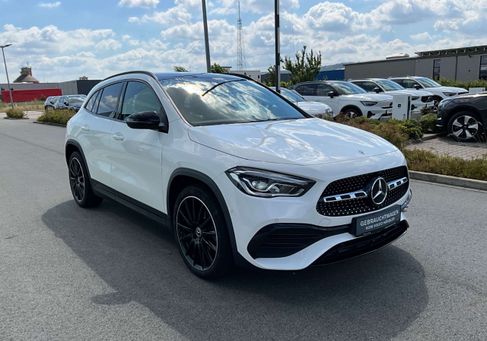 Mercedes-Benz GLA 220, 2020
