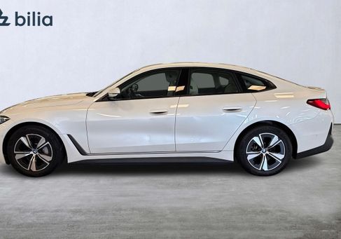 BMW i4, 2022