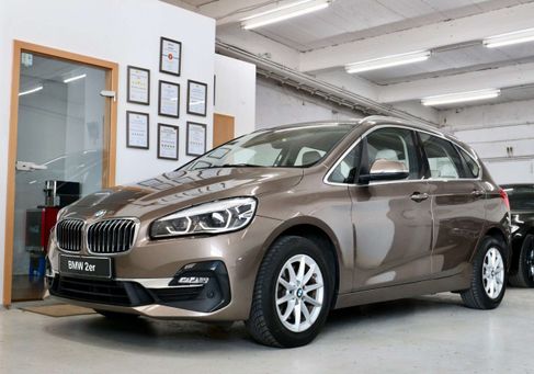 BMW 218, 2018 2