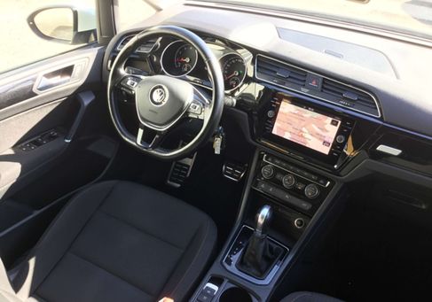 Volkswagen Touran, 2018 3