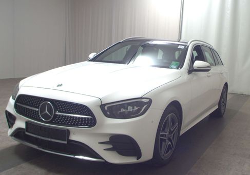 Mercedes-Benz E 300, 2022 2