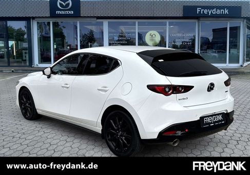 Mazda 3, 2023 3