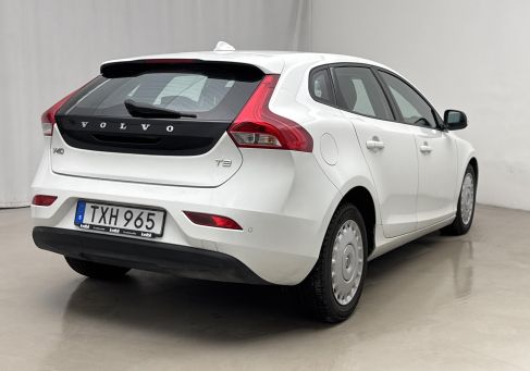 Volvo V40, 2016