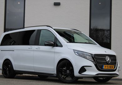 Mercedes-Benz V 220, 2024