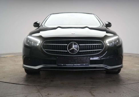 Mercedes-Benz E 300, 2020