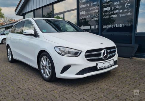 Mercedes-Benz B 180, 2020