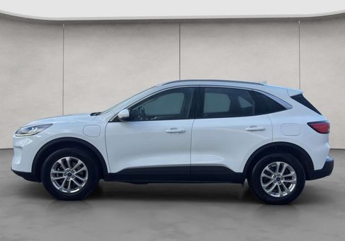 Ford Kuga, 2022