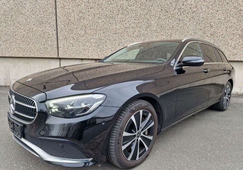 Mercedes-Benz E 300, 2022