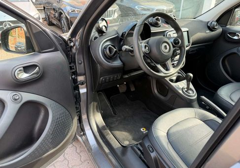Smart ForFour, 2019