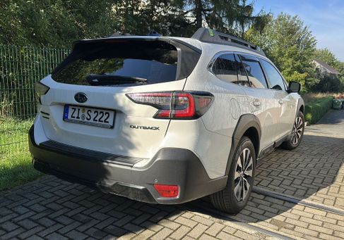 Subaru OUTBACK, 2022