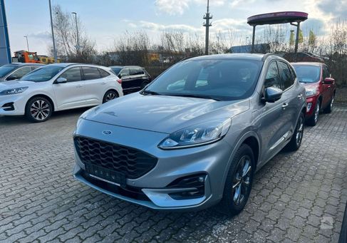 Ford Kuga, 2022