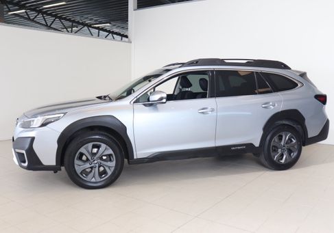 Subaru OUTBACK, 2022