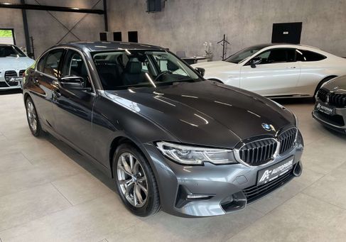 BMW 318, 2021