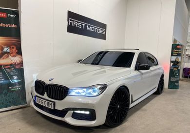 BMW 750, 2016