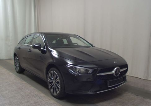 Mercedes-Benz CLA 250, 2022