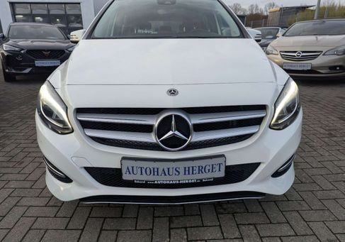 Mercedes-Benz B 180, 2018