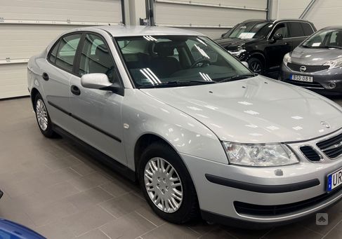 Saab 9-3, 2004