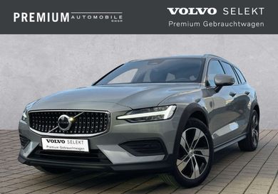 Volvo V60 Cross Country, 2023