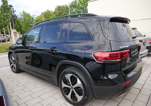 Mercedes-Benz GLB 180, 2023