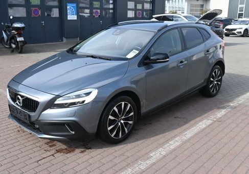 Volvo V40 Cross Country, 2018