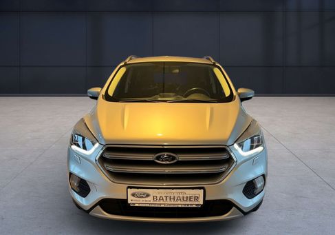 Ford Kuga, 2019