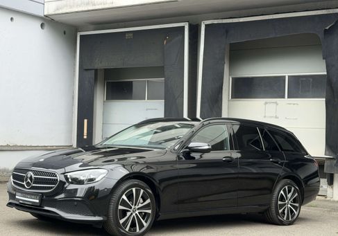 Mercedes-Benz E 300, 2023