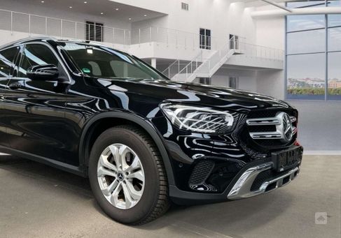 Mercedes-Benz GLC 200, 2021