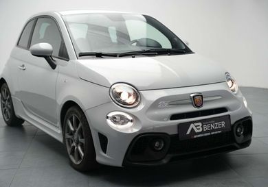 Abarth 595, 2022