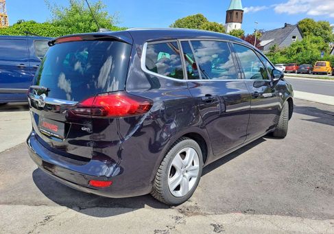 Opel Zafira, 2018