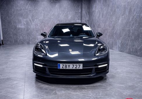Porsche Panamera, 2018