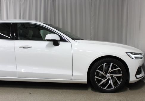Volvo V60, 2020