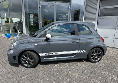 Abarth 595, 2022