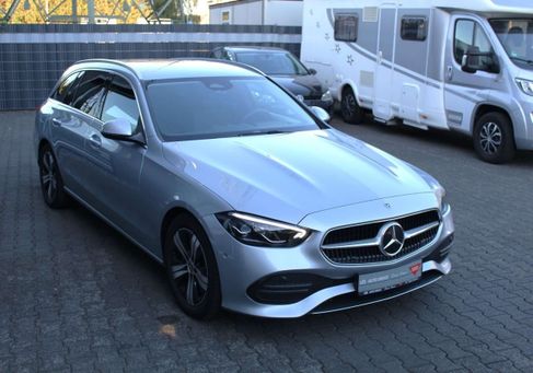 Mercedes-Benz C 220, 2022