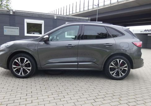 Ford Kuga, 2021